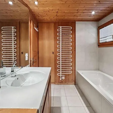 Bliss With Spectacular Views *